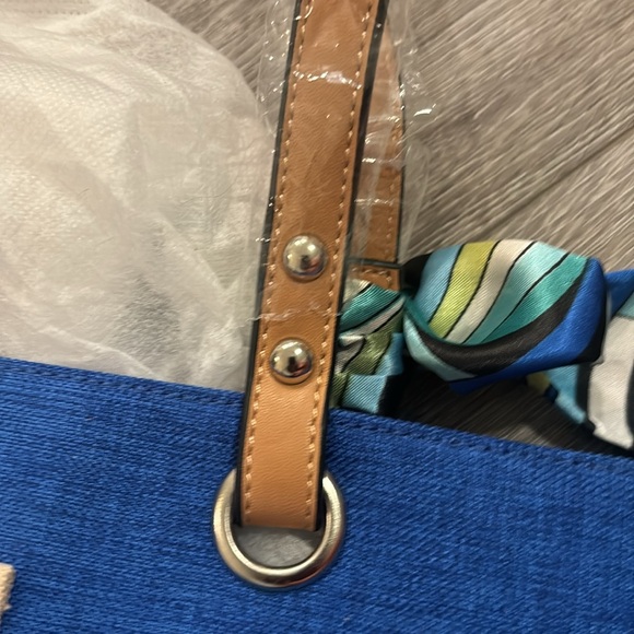 Porto Vino City Tote with Ice Pack & (2) Packs of 4 Refill Packs NWT - Picture 12 of 15